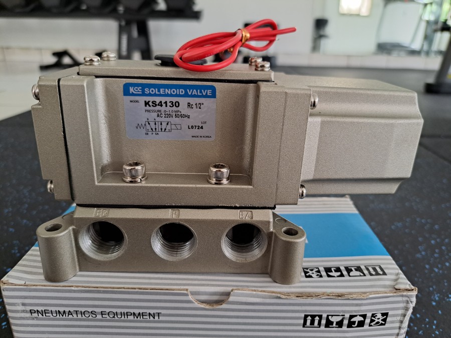 Van Điện Từ 5/2 1 Đầu Coil KCC KS4130 Ren 1/2
