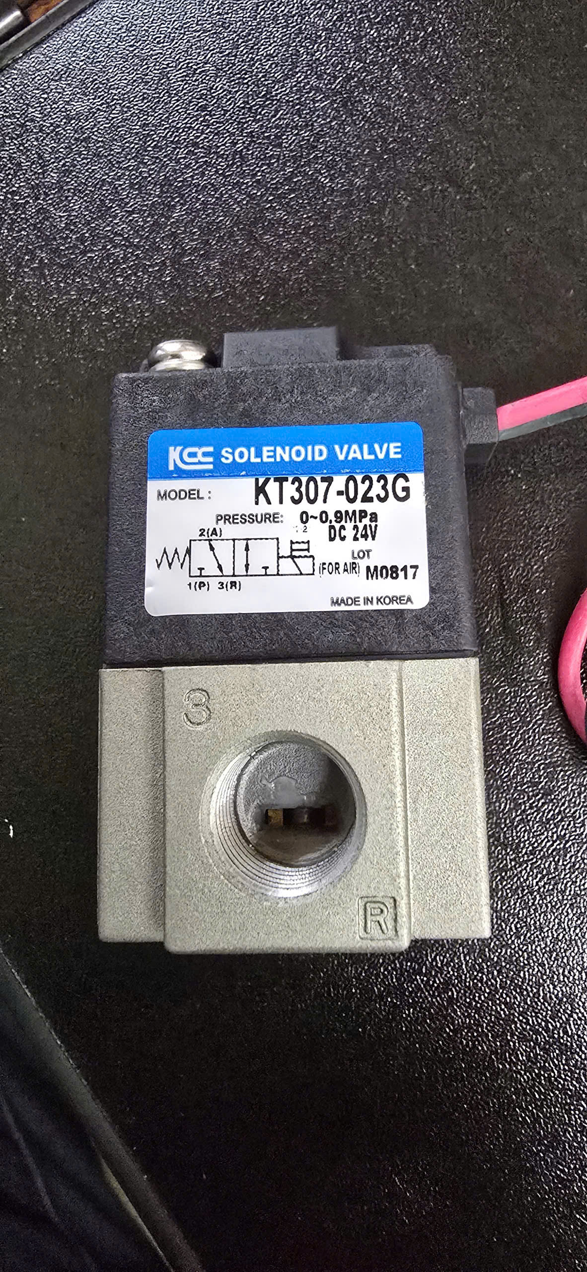 Van Điện Từ 3/2 KCC KT307-02